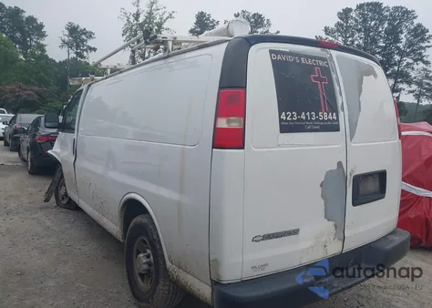 2008 Chevrolet Express G2500 Work Van z USA, uszkodzony, nr VIN 1GCGG25C481166360
